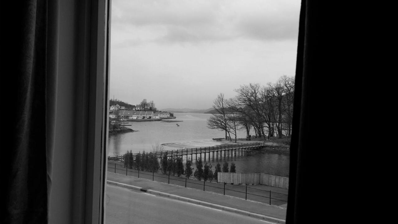Skanevik Fjordhotel ภายนอก รูปภาพ